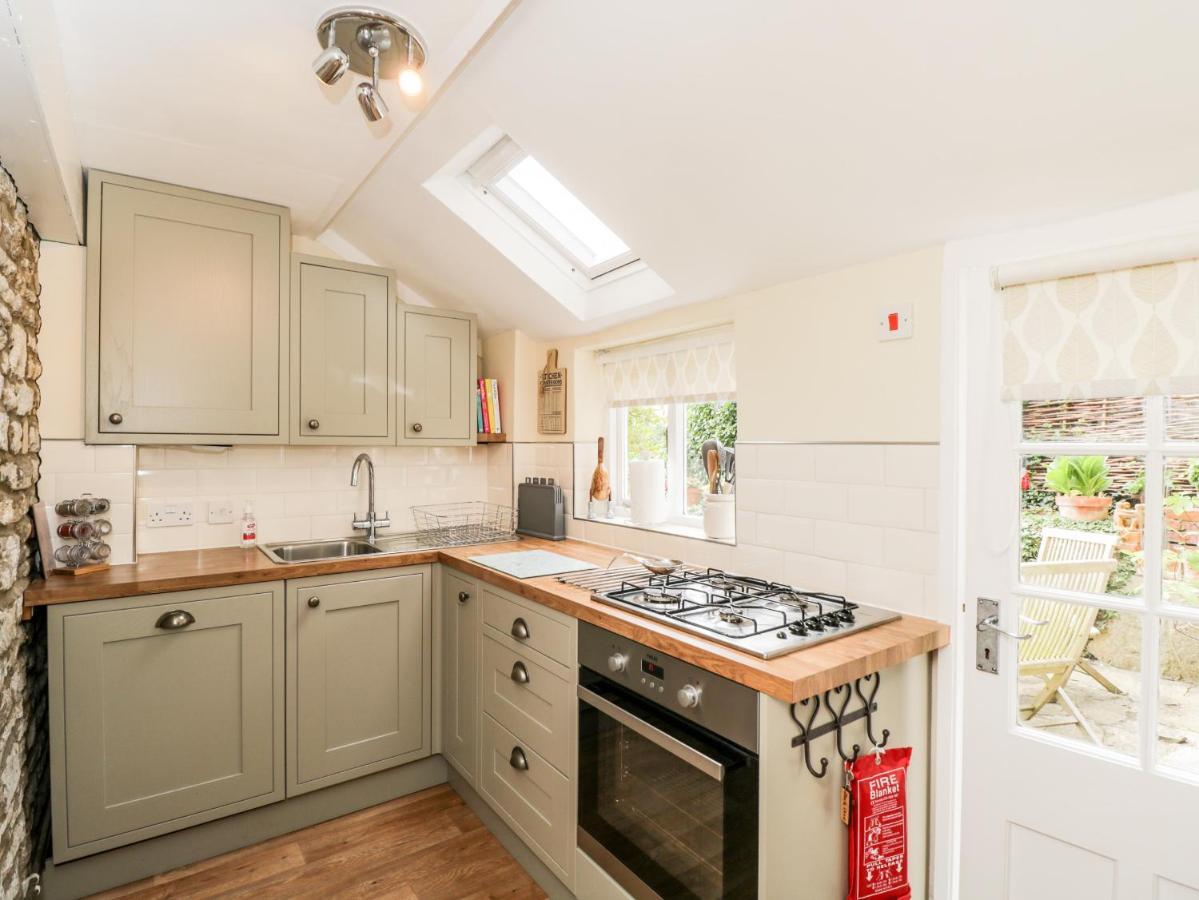 Corner Cottage Malmesbury Bagian luar foto